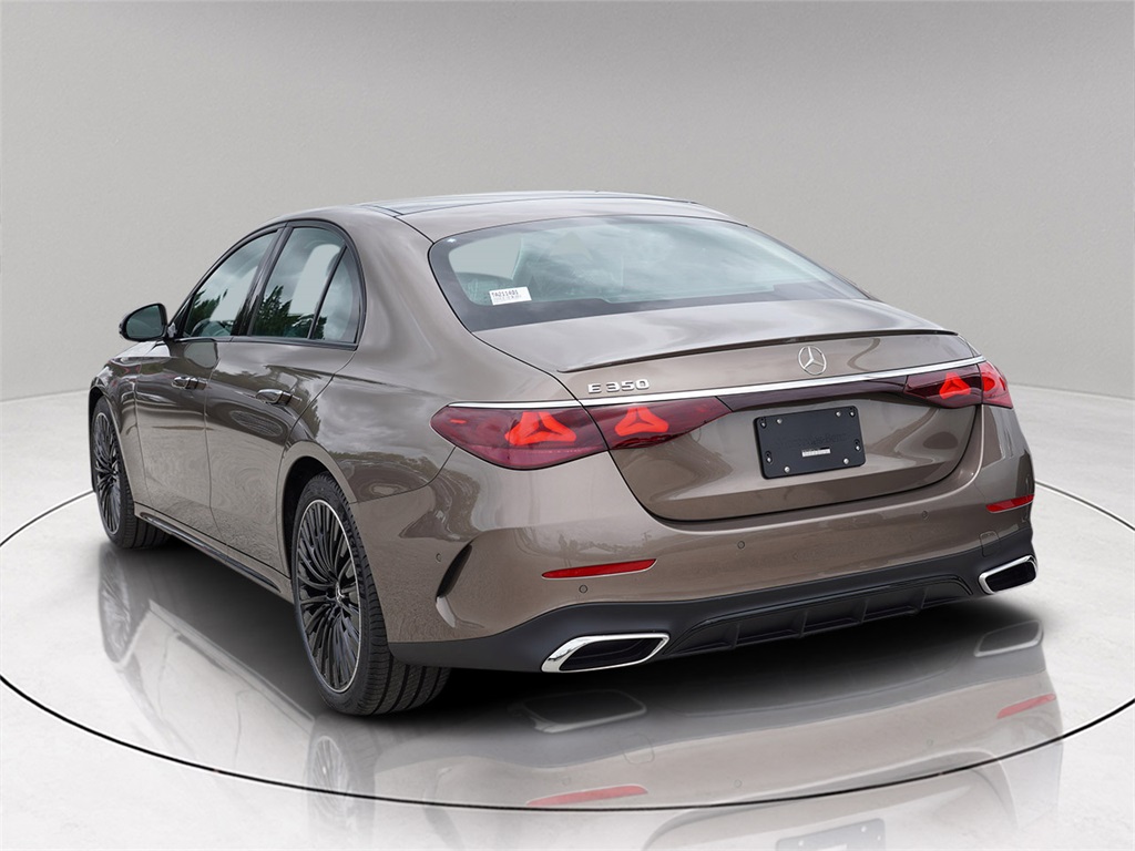 2026 Mercedes Benz E 350 photo 4