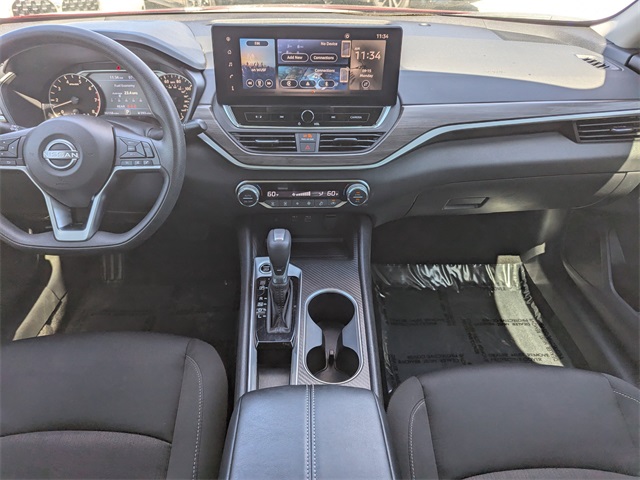2025 Nissan Altima 2.5 SV photo 8