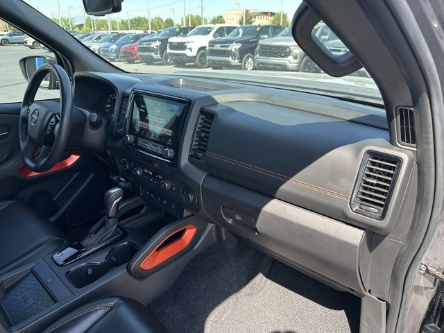 2023 Nissan Frontier PRO-4X photo 19