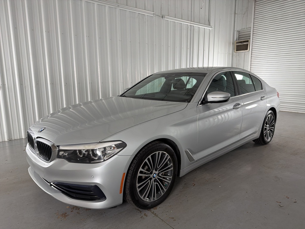 2019 Bmw 530i Sedan photo 3