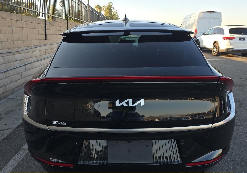 2022 Kia EV6 Wind photo 5