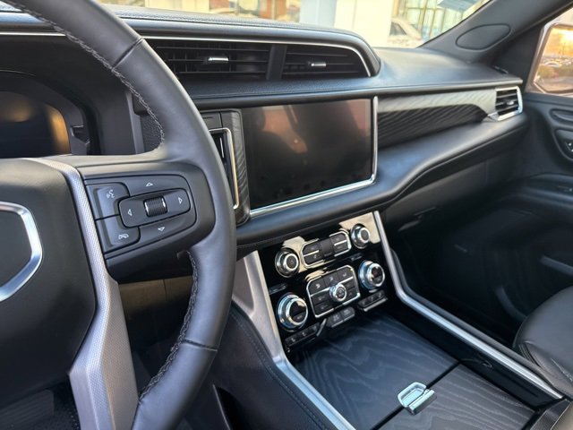 2023 Gmc Yukon Denali photo 17