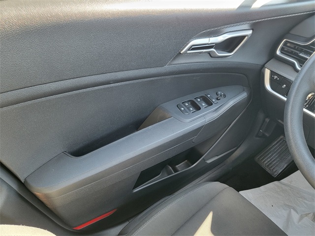2023 Kia Sportage LX photo 29