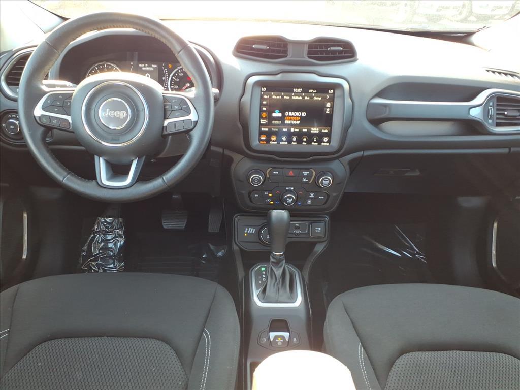 2023 Jeep Renegade Latitude Upland photo 26