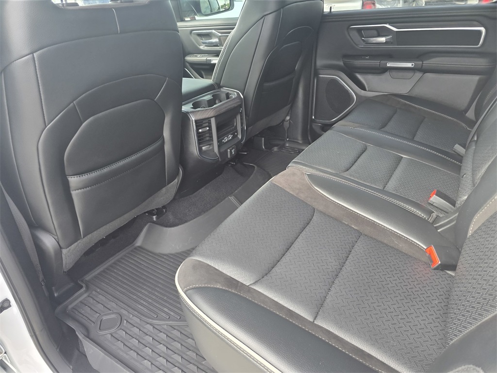 2025 Ram 1500 Laramie photo 14