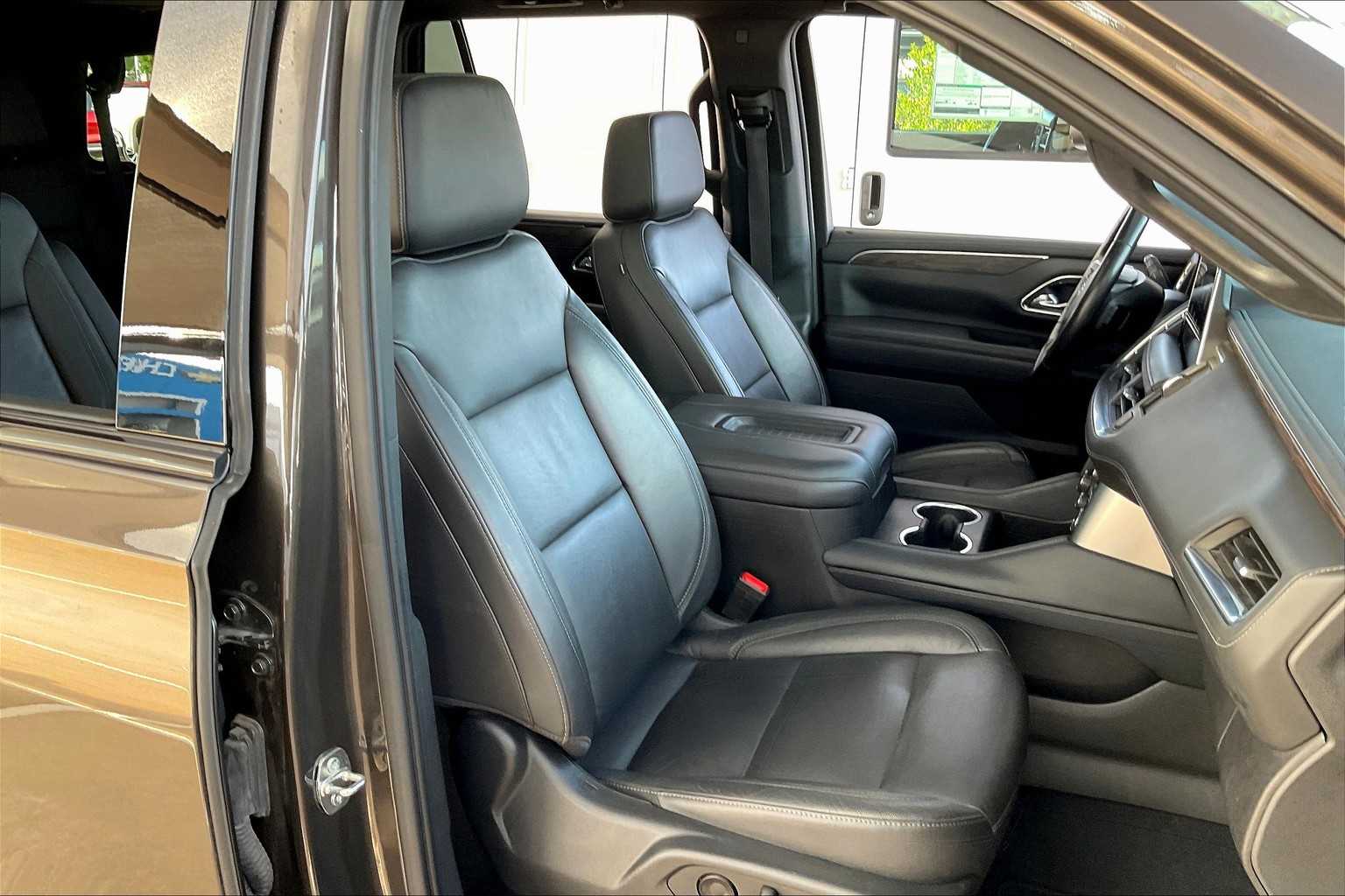 2021 Chevrolet Tahoe Z71 photo 6