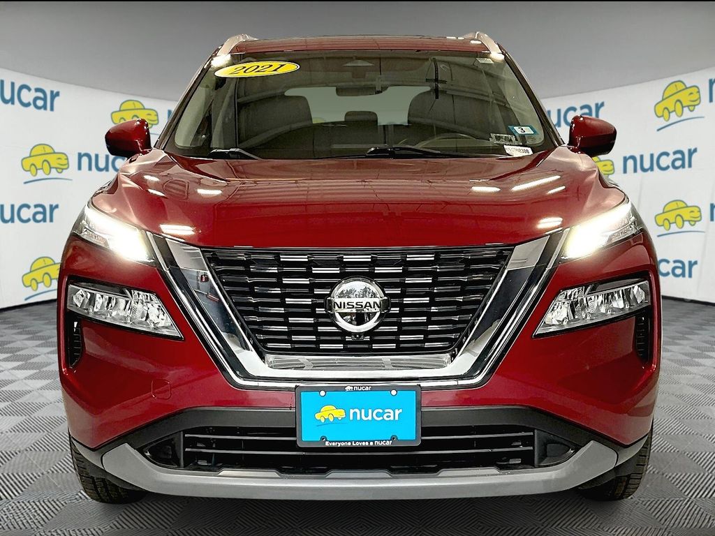 2021 Nissan Rogue SV photo 2