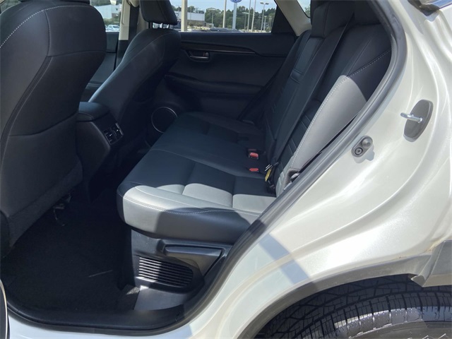 2017 Lexus NX 200t Luxury photo 9