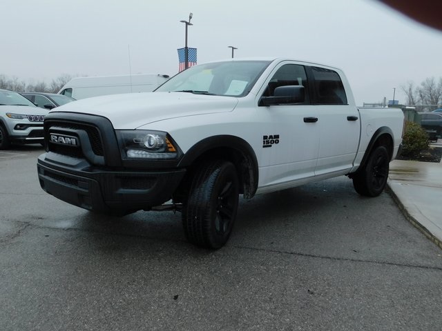 2024 Ram 1500 Classic Warlock photo 3
