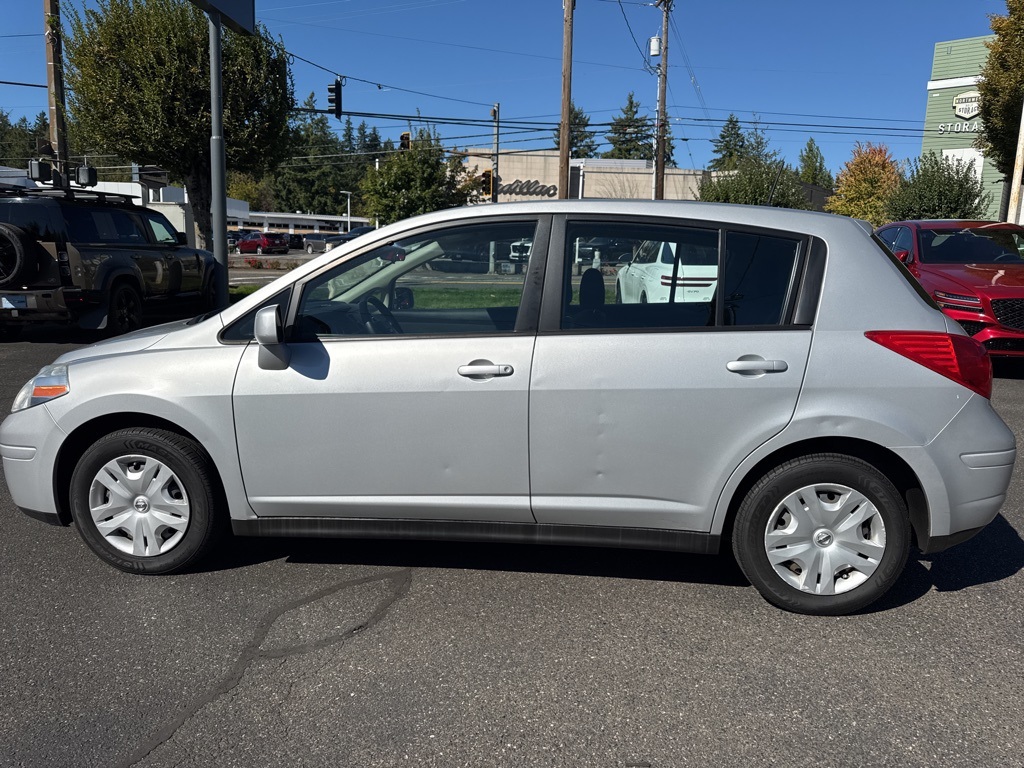2012 Nissan Versa 1.8 S photo 4