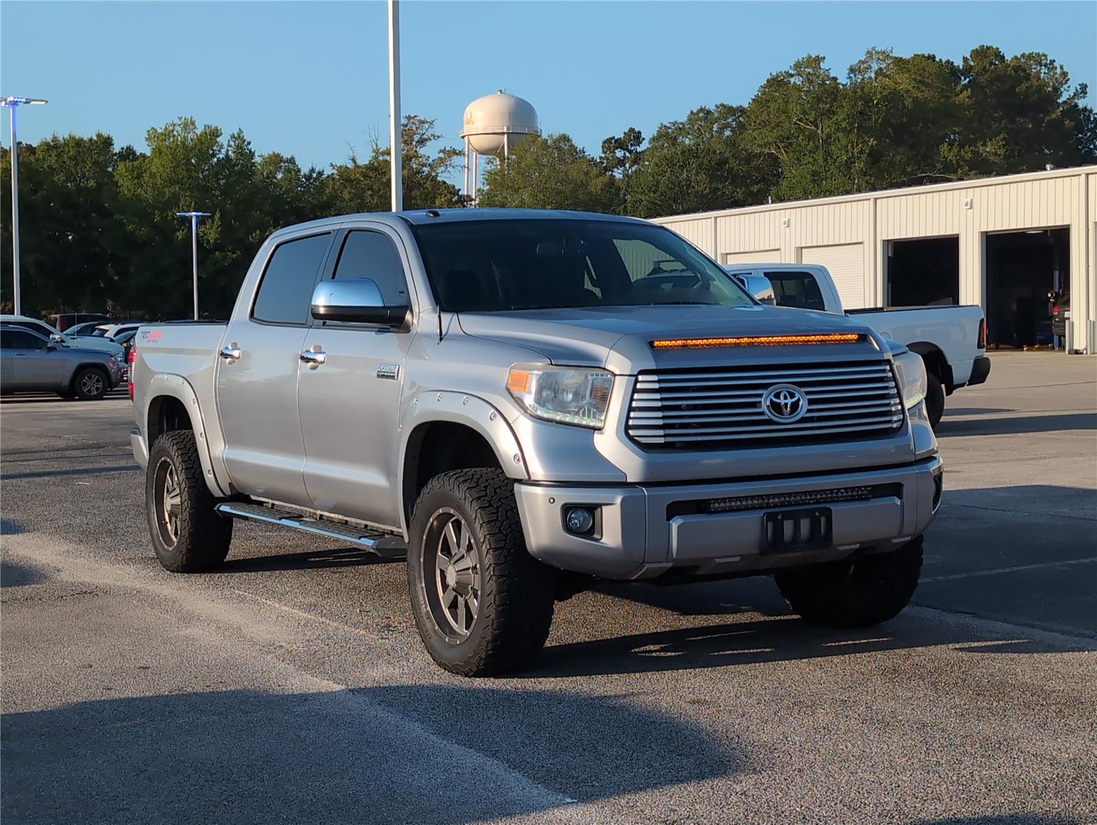 2017 Toyota Tundra Platinum photo 4