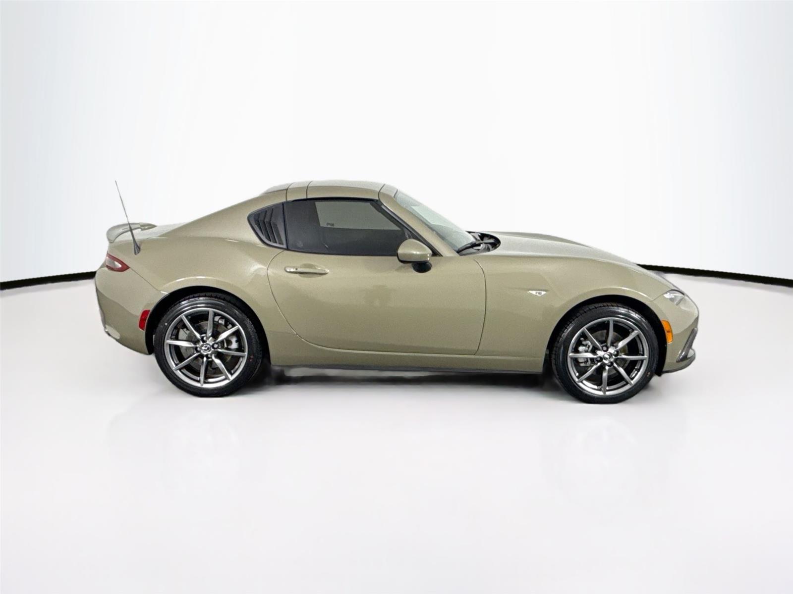 2023 Mazda MX-5 Miata Miata RF Grand Touring photo 5