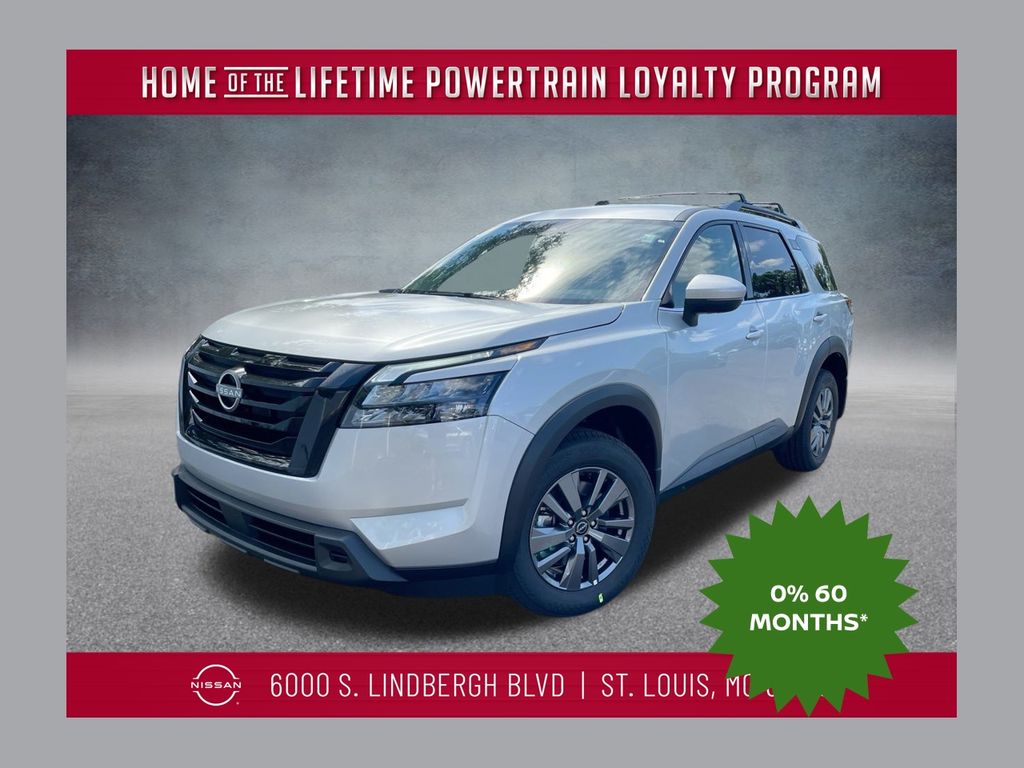 2025 Nissan Pathfinder SV's photo