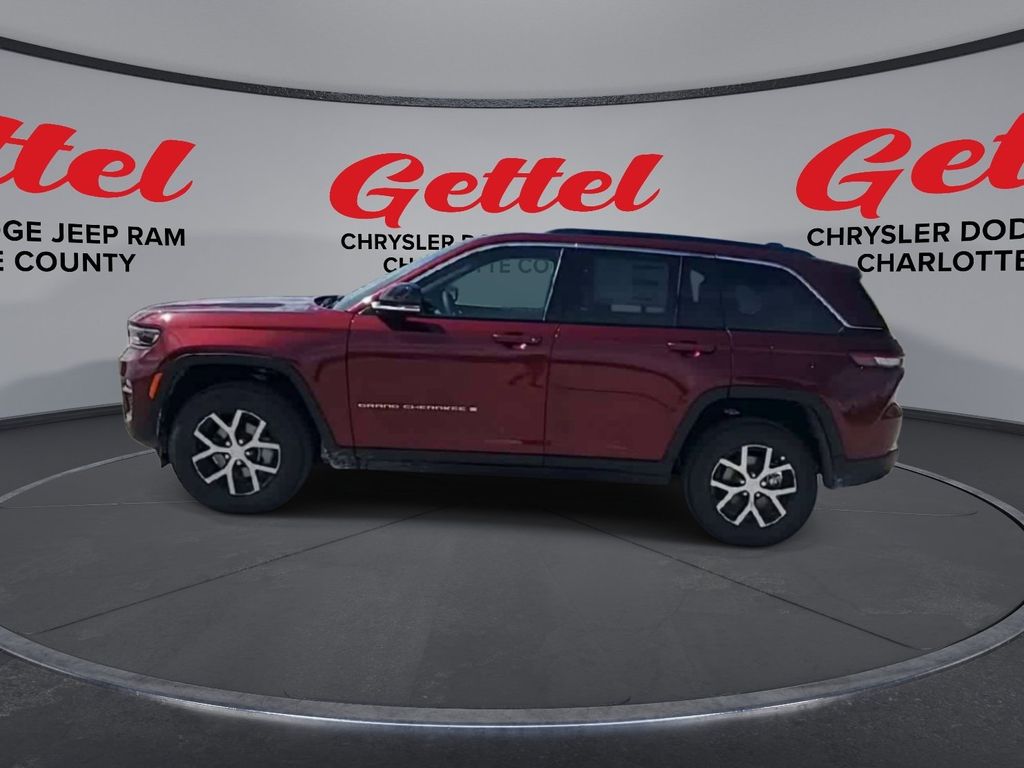 2025 Jeep Grand Cherokee Limited photo 4