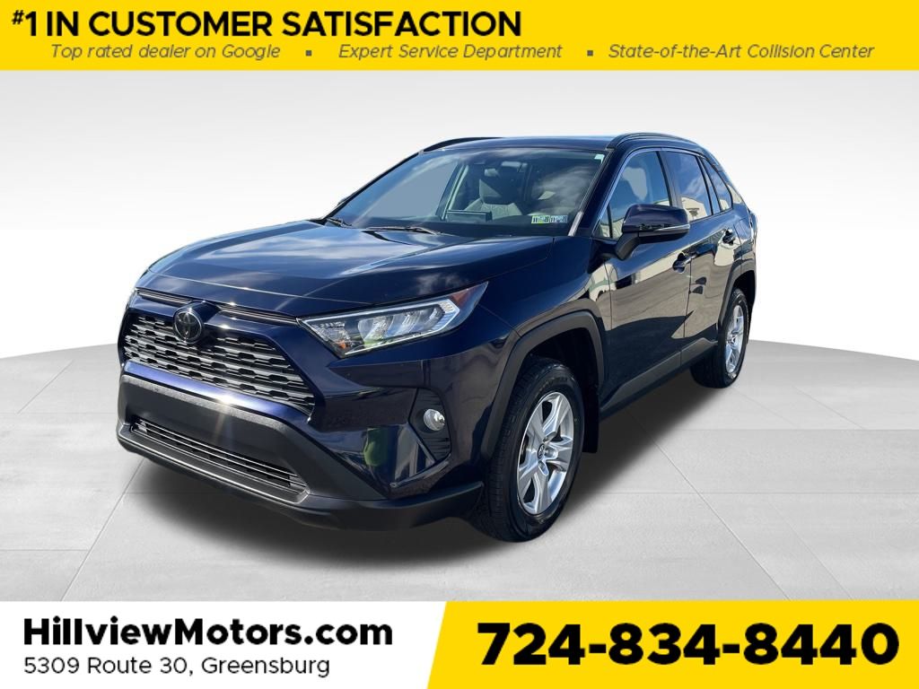 2020 Toyota RAV4 XLE's photo