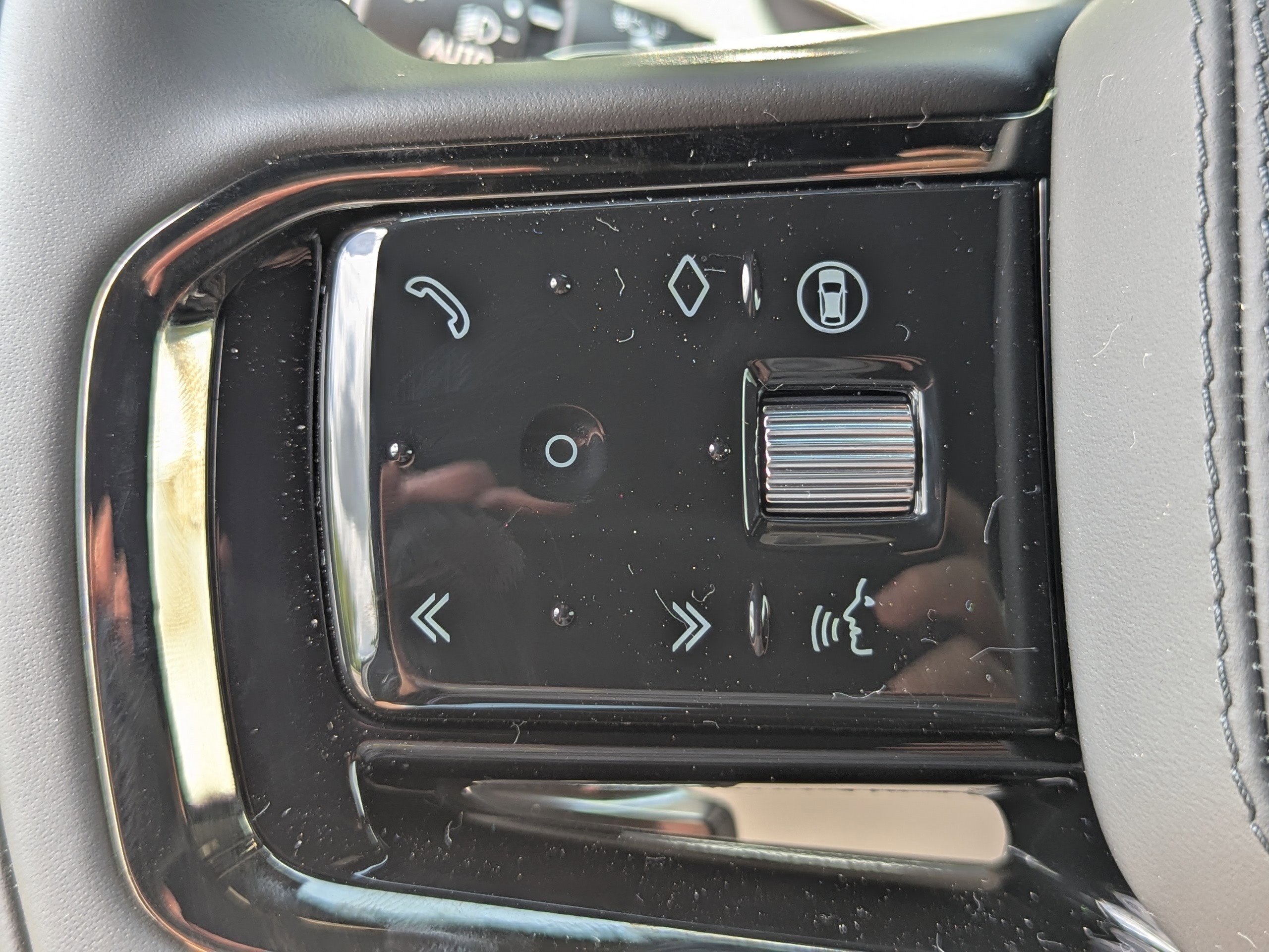 2025 Land Rover Range Rover Sport SE photo 26