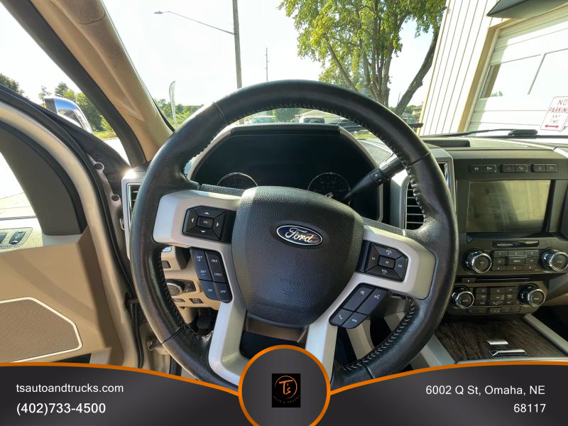 2017 Ford F-250 photo 12