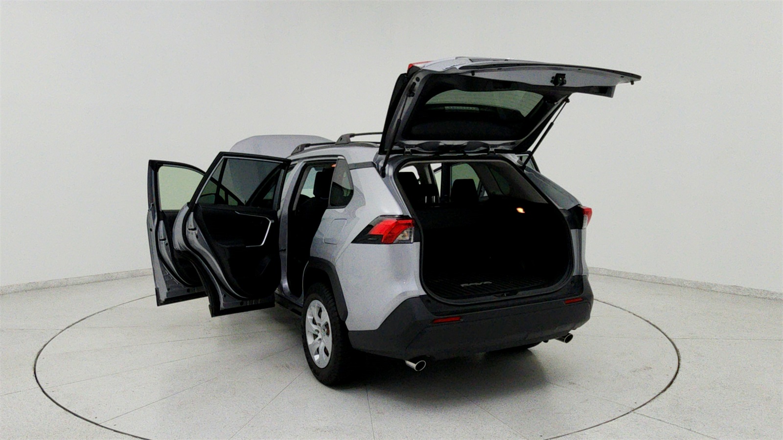 2019 Toyota RAV4 LE photo 11