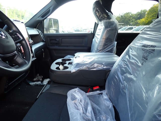 2026 Ram 3500 Tradesman photo 12
