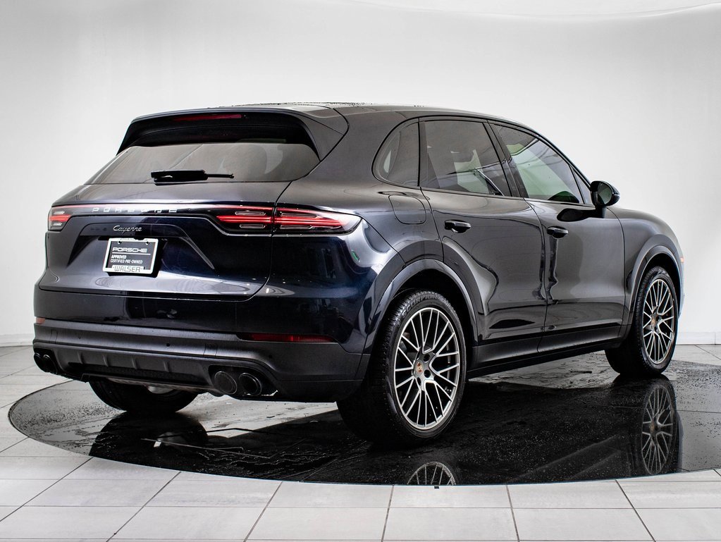 2023 Porsche Cayenne Platinum Edition photo 8