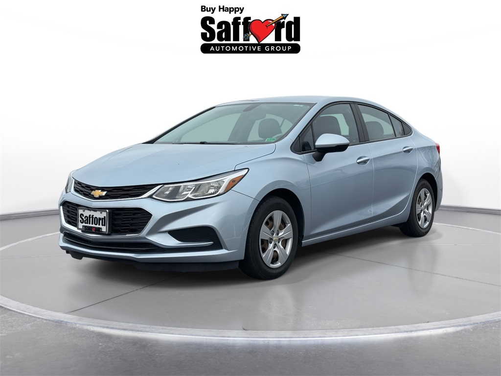 2017 Chevrolet Cruze LS's photo