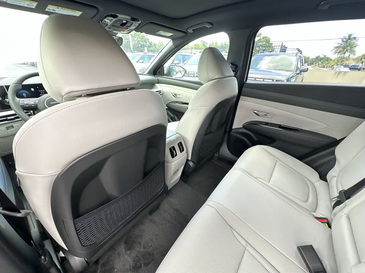 2025 Hyundai Tucson Hybrid Limited Sport photo 21