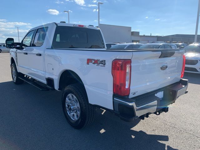 2024 Ford F-350 photo 5