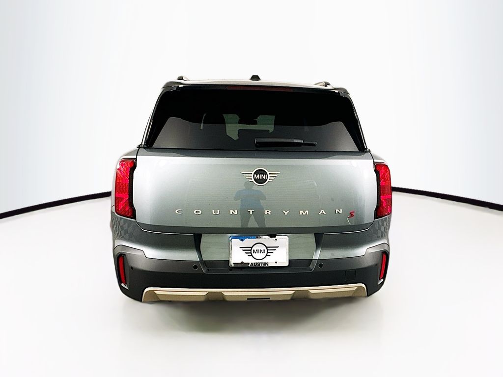 New 2025 Green MINI Iconic image 6