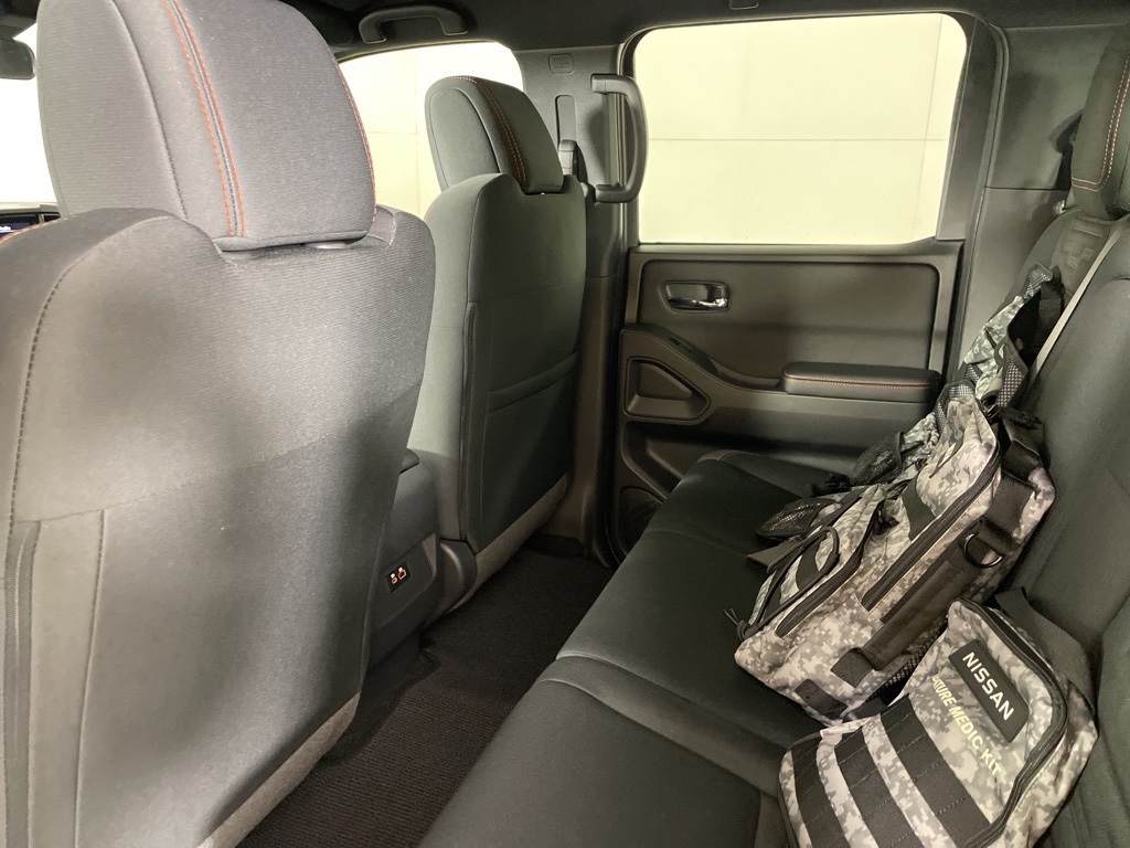 2025 Nissan Frontier Crew Cab PRO-4X photo 32