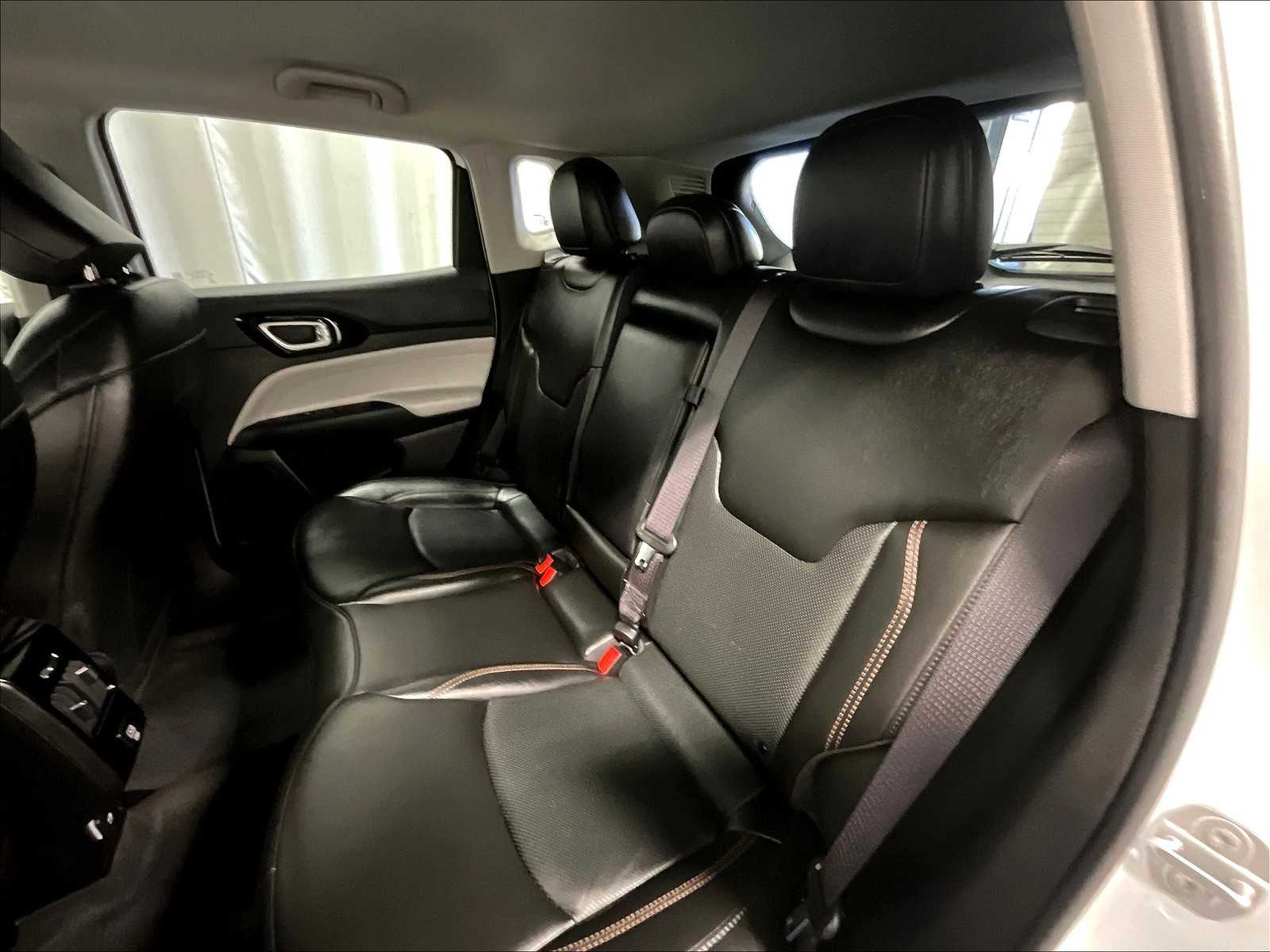 2022 Jeep Compass Limited photo 14