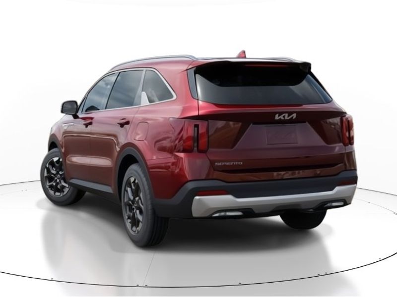 2025 Kia Sorento S photo 3
