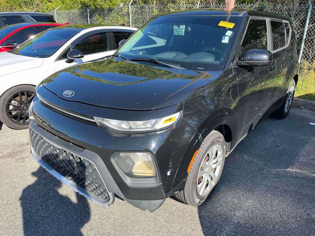 2020 Kia Soul LX photo 2