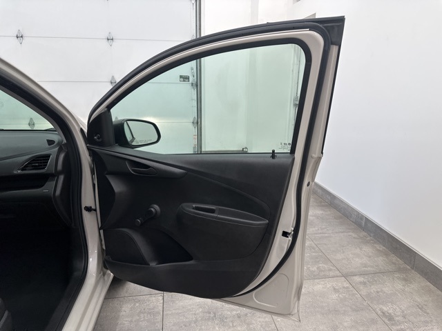 2018 Chevrolet Spark LS photo 28