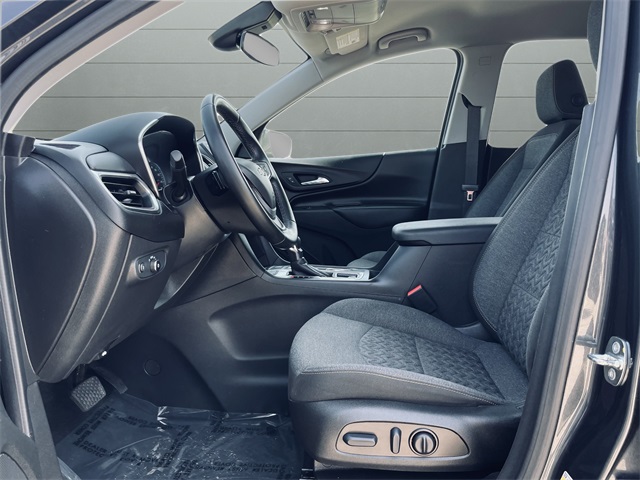 2023 Chevrolet Equinox LT photo 12