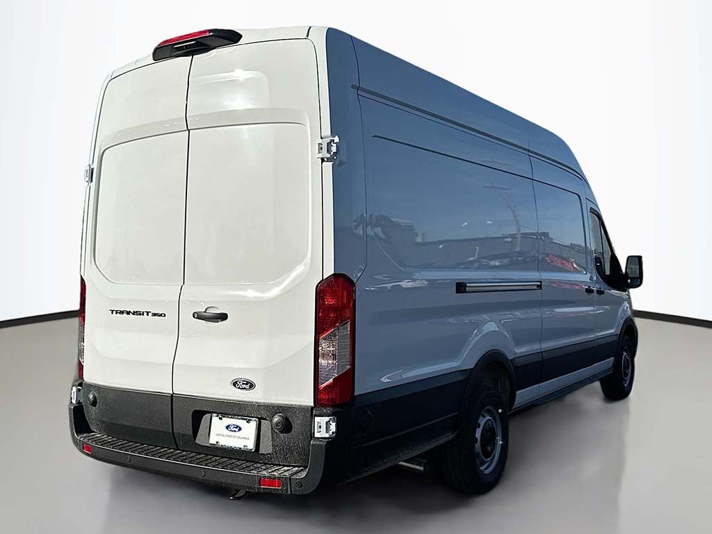 2026 Ford Transit Cargo photo 2