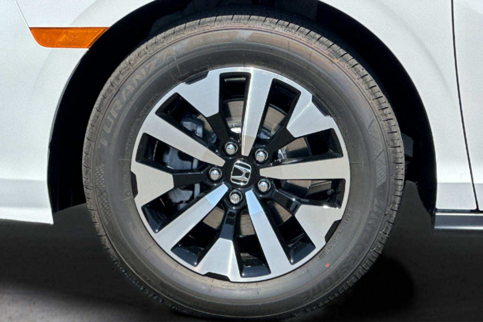 2026 Honda Odyssey EX-L photo 33