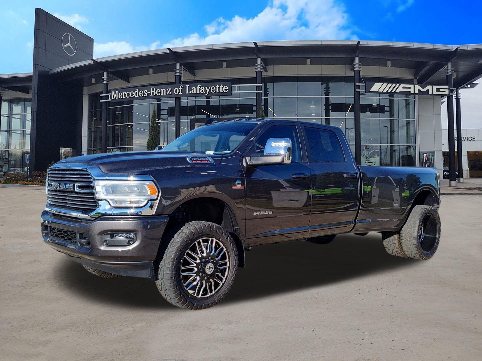 2024 RAM Ram 3500 Pickup Laramie's photo