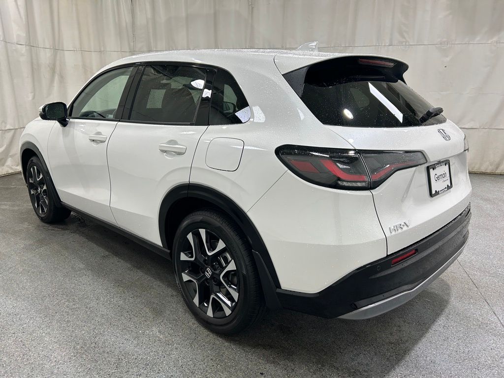 2026 Honda HR-V EX-L photo 4