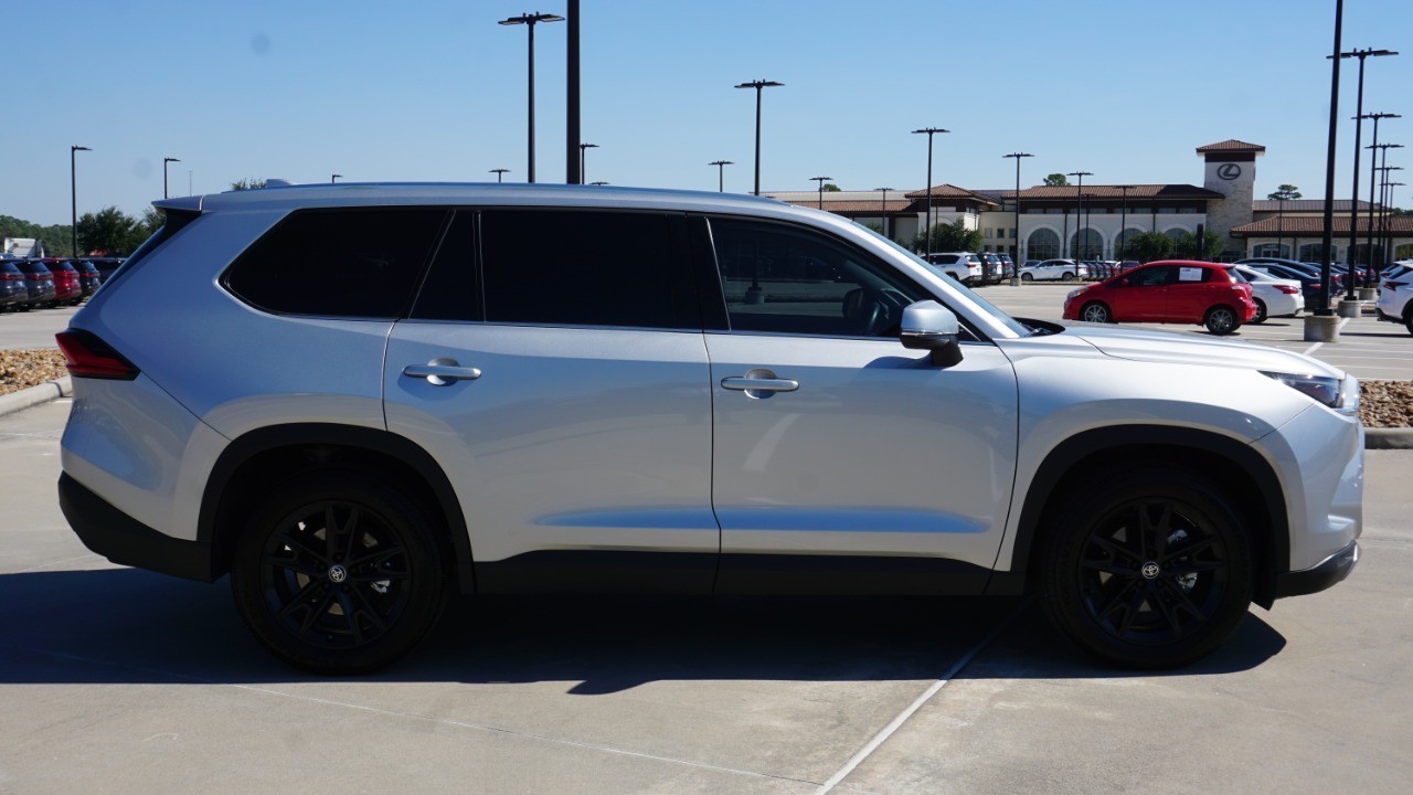 2024 Toyota Grand Highlander Limited photo 2
