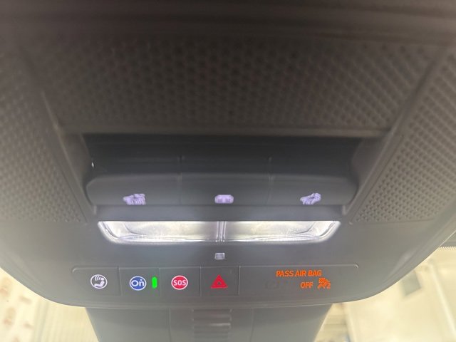 2026 Gmc Acadia AT4 photo 4