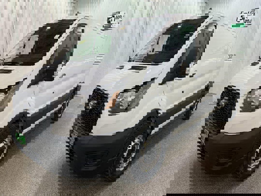 2025 Ford Transit Cargo Van photo 2