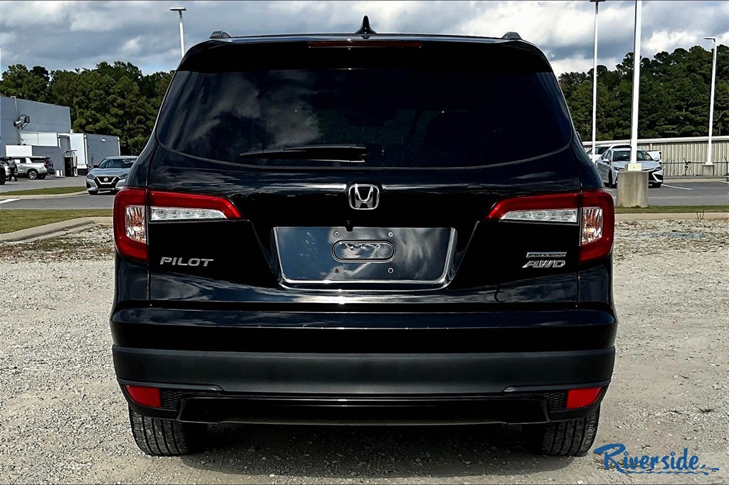 2022 Honda Pilot Special Edition photo 2
