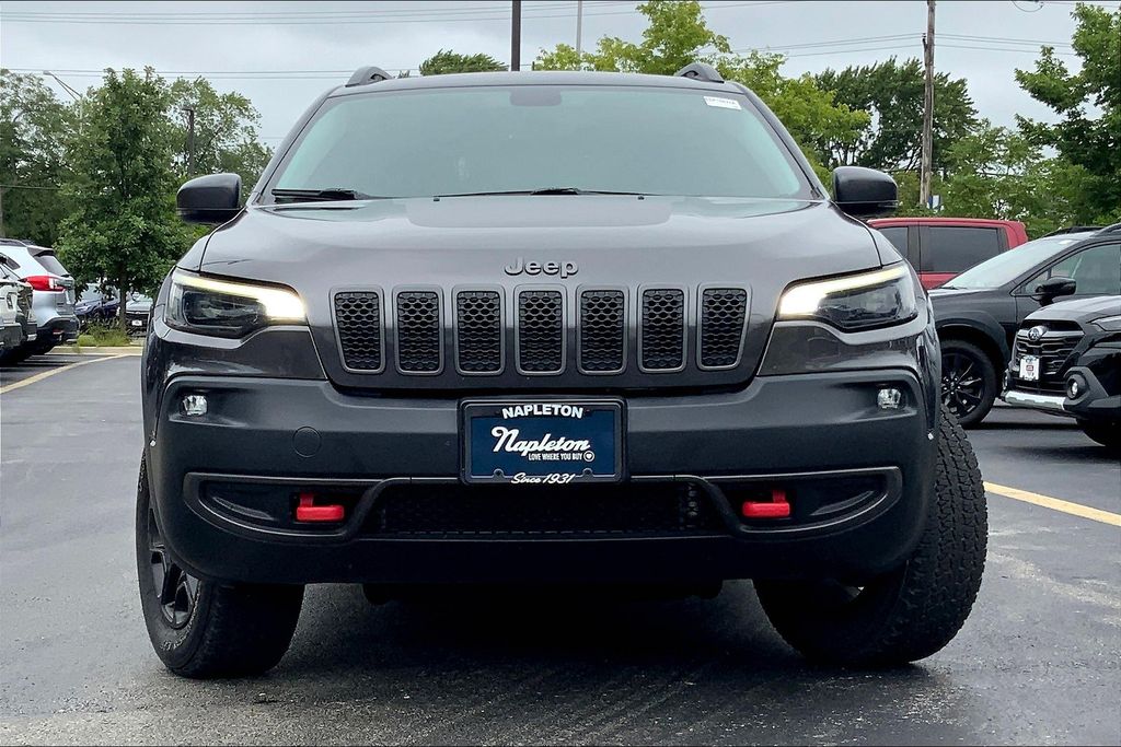 2019 Jeep Cherokee Trailhawk photo 2