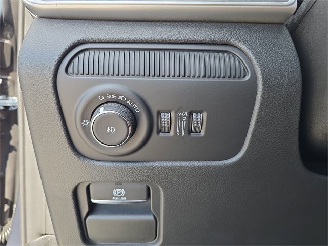 2025 Jeep Wagoneer Series II photo 19