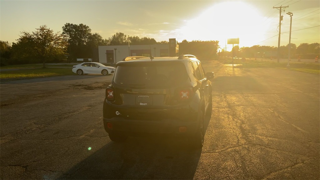 2022 Jeep Renegade Altitude photo 7