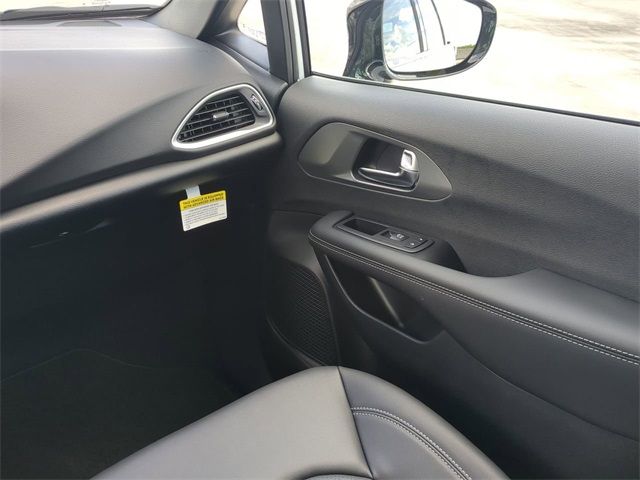 2026 Chrysler Voyager LX photo 18