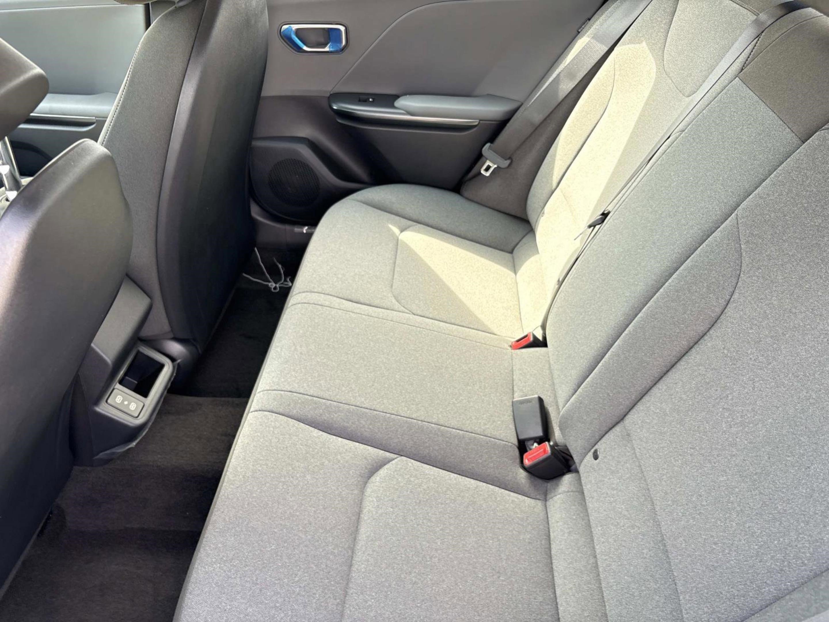 2025 Kia K4 LXS photo 15