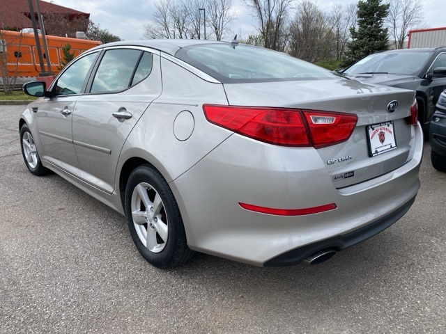 2015 Kia Optima LX photo 4