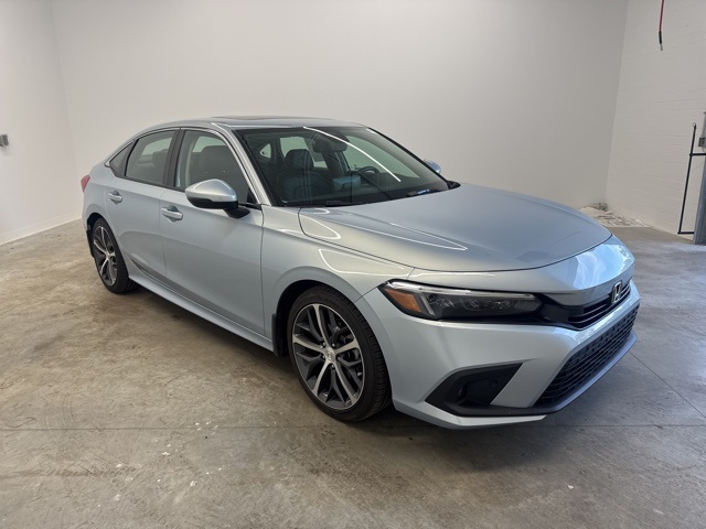 2023 Honda Civic Touring photo 3