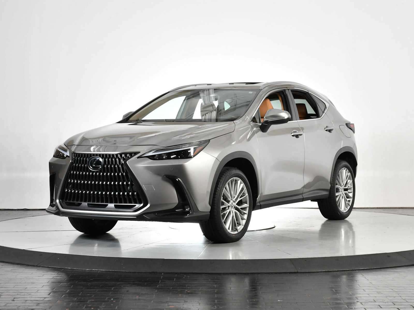 2025 Lexus NX 350's photo